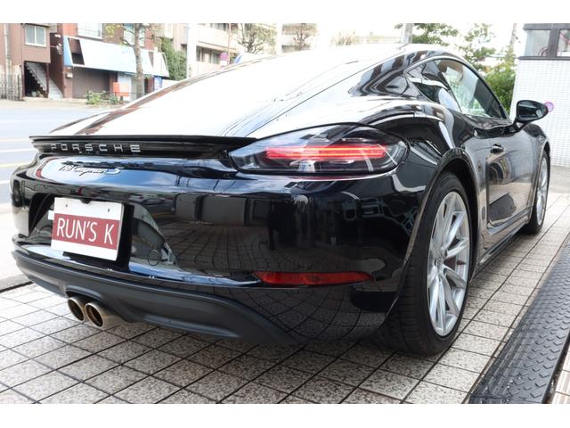 ７１８ケイマン ７１８ケイマンＳ　スポーツクロノＰＫＧ　点検記録簿８枚（ディーラー整備）直近整備済車両　レーンチェンジアシスト　バックカメラ　オートエアコン　ＧＴスポーツステアリング　電動格納ドアミラー　シートヒーター　レーダー探知機　フロントドラレコ（4枚目）