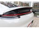 ９１１カレラＳ　スポーツクロノパッケージ　黒革シートヒーター　ＰＡＳＭ　純正ナビ　３６０°アラウンドビューカメラ　ＡｐｐｌｅＣａｒＰｌａｙ　２０／２１ｉｎカレラクラシックホイール　前後ドラレコ　スーパーキャットレーダー　点検記録簿５枚すべてディーラーにて(23枚目)