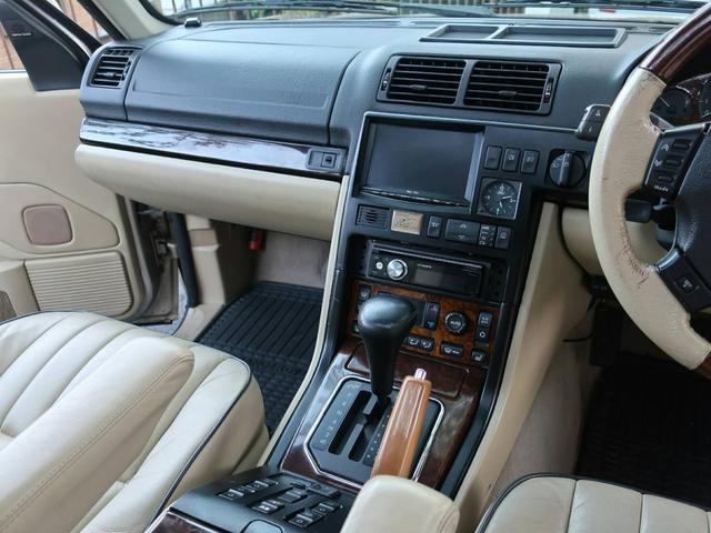 4.6HSE 4WD ロイヤルエディション(13枚目)