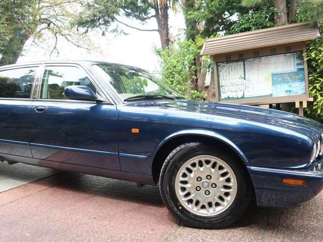 XJエグゼクティブ3.2-V8 天井張り替済 禁煙車 記録簿(15枚目)