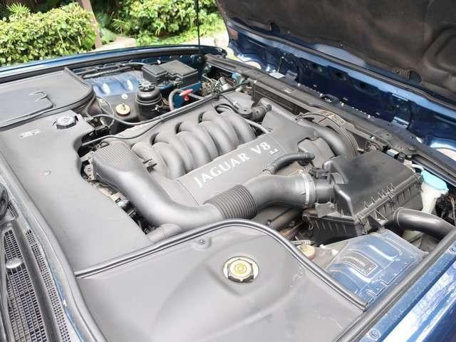 XJエグゼクティブ3.2-V8 天井張り替済 禁煙車 記録簿(19枚目)