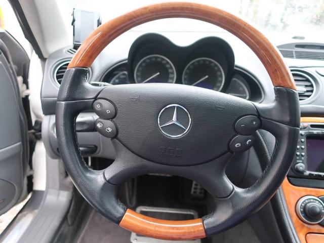 SL500 革シート ナビ 左ハンドル AW サンルーフ 禁煙車 オーディオ付 DVD HID 2名乗り クルコン パワーシート AT AC(4枚目)