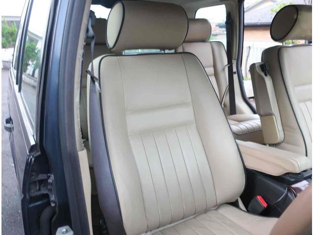 レンジローバー 4.0SE 4WD オートクルーズコントロール アルミホイール キーレスエントリー シートヒーター 革シート AT 盗難防止システム CD カセット ABS エアコン パワーウィンドウ(6枚目)
