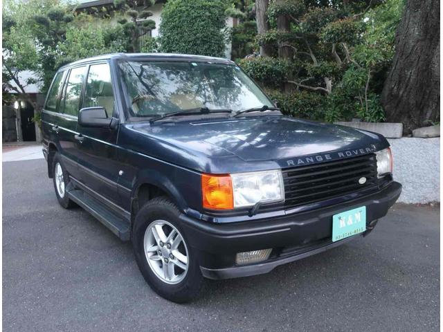 レンジローバー 4.0SE 4WD オートクルーズコントロール アルミホイール キーレスエントリー シートヒーター 革シート AT 盗難防止システム CD カセット ABS エアコン パワーウィンドウ(11枚目)