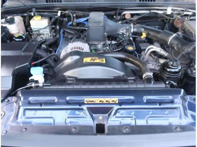 レンジローバー 4.0SE 4WD オートクルーズコントロール アルミホイール キーレスエントリー シートヒーター 革シート AT 盗難防止システム CD カセット ABS エアコン パワーウィンドウ(20枚目)