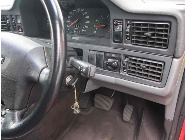 850エステート 850S2.5エステート タイベル交換済み 地デジ ガレージ保管車 禁煙 ETC ナビ AT ルーフレール ABS パワーステアリング パワーウィンドウ 運転席エアバッグ(4枚目)