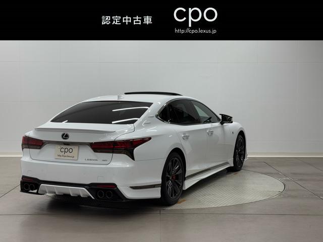 ＬＳ ＬＳ５００ｈ　Ｆスポーツ　黒革　ＴＲＤフルエアロパーツ　４本出しスポーツマフラー　マークレビンソンサウンドシステム　ムーンルーフ　オレンジキャリパー　前後ドライブレコーダー　ワンオーナー　禁煙車（2枚目）