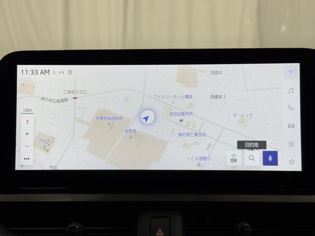 UX UX200 Fスポーツエモーショナルエクスプローラ マイナー後モデル 専用ブラック&レッドLtex ブラックルーフ 同色フェンダーアーチ ムーンルーフ 3眼LEDヘッドランプ パノラミックビューモニター BSM シートヒーター シートクーラー 禁煙車(9枚目)