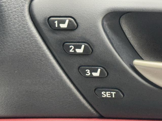 ＩＳ ＩＳ３００ｈ　Ｆスポーツ（15枚目）