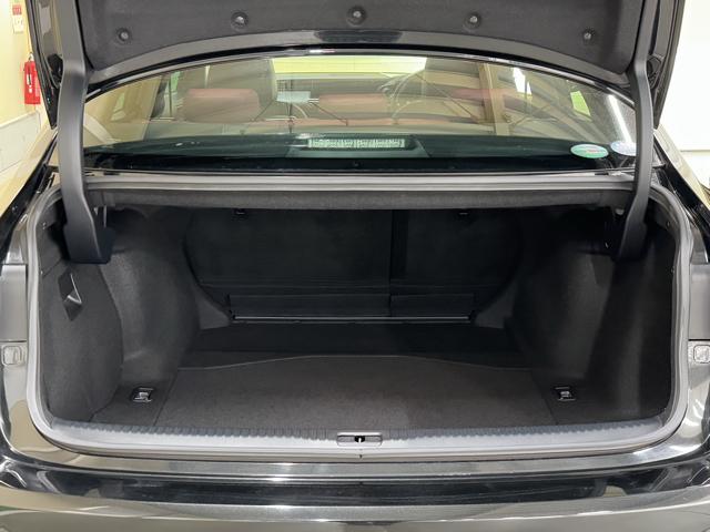 ＩＳ ＩＳ３００ｈ　Ｆスポーツ（18枚目）