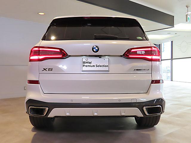 Ｘ５ ｘＤｒｉｖｅ　３５ｄ　Ｍスポーツ　認定中古車（全国保証）　黒革　ＡｄｐＭサスペンション　電動スポーツシート　２０ＡＷジェスチャーＣｔｒｌ　Ｃアクセス　Ｄアシストプロ　ＡＣＣ・Ｐアシスト＋　Ｍスポーツブレーキ　オートテールゲート（10枚目）