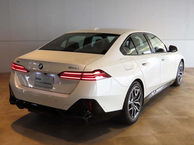 ５シリーズ ５２３ｄ　ｘＤｒｉｖｅ　Ｍスポーツ　認定中古車（全国保証）半革　インテリアカメラ　アイコニックグローエクステリア１９ＡＷ　４ゾーンＡＣ　インテリアカメラ　Ｄアシストプロ　ＡＣＣ　Ｐアシストプロ　全周囲カメラ　ＰＤＣ　ＡｄｐＬＥＤヘッド（20枚目）