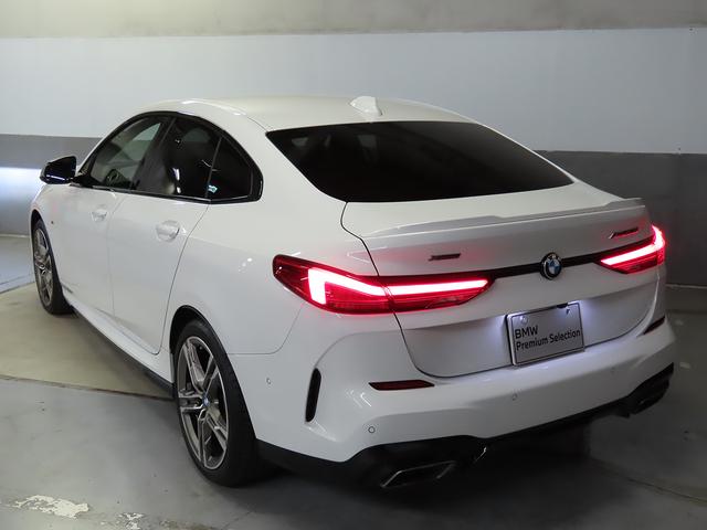 ２シリーズ Ｍ２３５ｉ　ｘＤｒｉｖｅグランクーペ　認定中古車（全国保証）クロス／アルカンタラ　ＭプラスＰｋｇ１８ＡＷ、Ｃアクセス、Ｄアシスト、ＡＣＣ、Ｐアシスト、Ｒカメラ、ＰＤＣ、ライトＰｋｇ、Ｍスポーツブレーキ、Ｈｉ－Ｆｉ、Ｍリヤスポイラー（19枚目）