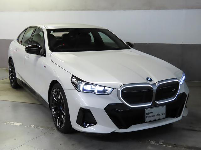 ｉ５ Ｍ６０　ｘＤｒｉｖｅ　認定中古車（全国保証）エクスクルーシブメリノレザーＰｋｇ　ＡｄｐＭサスプロ　２０ＡＷインテリアカメラ　Ｄアシストプロ　ＡＣＣ　Ｐアシストプロ　全周囲カメラ　ＰＤＣ　ＡｄｐＬＥＤヘッド　ハーマンカードン（23枚目）