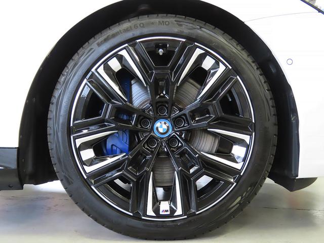 ｉ５ Ｍ６０　ｘＤｒｉｖｅ　認定中古車（全国保証）エクスクルーシブメリノレザーＰｋｇ　ＡｄｐＭサスプロ　２０ＡＷインテリアカメラ　Ｄアシストプロ　ＡＣＣ　Ｐアシストプロ　全周囲カメラ　ＰＤＣ　ＡｄｐＬＥＤヘッド　ハーマンカードン（27枚目）