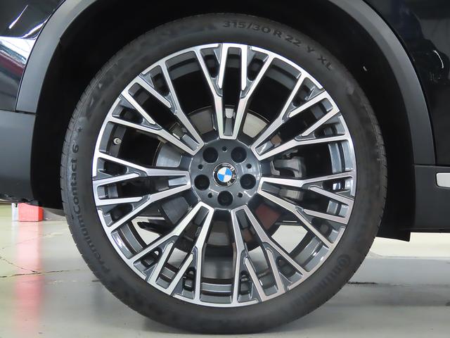 Ｘ５ ｘＤｒｉｖｅ　３５ｄ　エディションＸ　認定中古車（全国保証）限定３７０台　特別装備ｎｄｉｖｉｄｕａｌ茶革ジェスチャーＣｔｒｌパノラマＳＲ　４輪Ａｄｐエアサス　Ｃアクセス　サードローシート　Ｄアシストプロ　ＡＣＣ　Ｐアシストプロ　２２ＡＷ（26枚目）