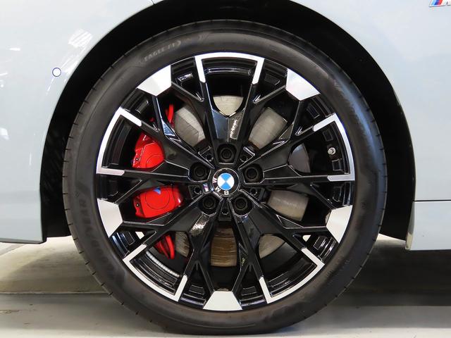 ２シリーズ Ｍ２３５　ｘＤｒｉｖｅグランクーペ　認定中古車（全国保証）ヴェガンザ・コーラルレッド／ブラック、１９ＡＷ、Ｃアクセス、インテリアカメラ、Ｄアシストプロ、ＡＣＣ、Ｐアシスト＋、全周囲カメラ、ＰＤＣＭ、リアスポイラー、ＡｄｐＬサス（24枚目）