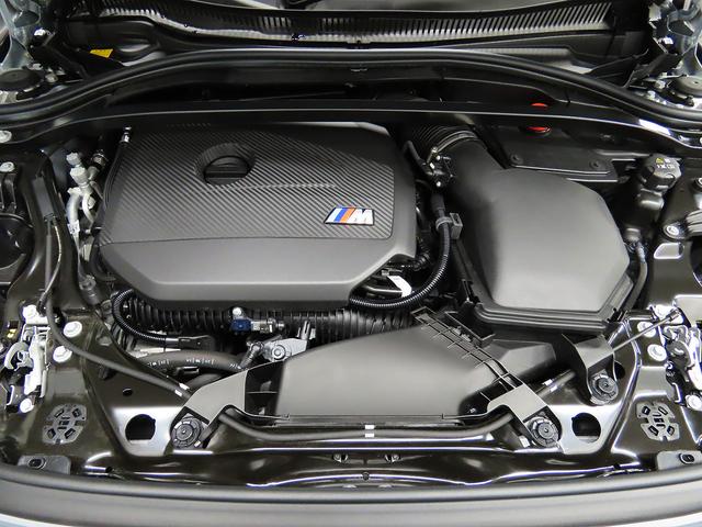 ２シリーズ Ｍ２３５　ｘＤｒｉｖｅグランクーペ　認定中古車（全国保証）ヴェガンザ・コーラルレッド／ブラック、１９ＡＷ、Ｃアクセス、インテリアカメラ、Ｄアシストプロ、ＡＣＣ、Ｐアシスト＋、全周囲カメラ、ＰＤＣＭ、リアスポイラー、ＡｄｐＬサス（28枚目）