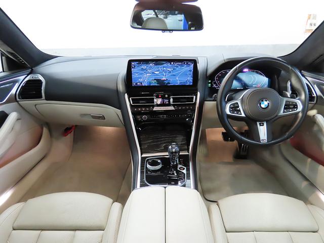８シリーズ ８４０ｉ　グランクーペ　エクスクルーシブ　Ｍスポーツ　認定中古車（全国保証）Ｉｎｄｉｖｉｄｕａｌ白革　２０ＡＷ　　ＯＰヒートコンフォートＰｋｇ　ＤＴＶＭアルカンタラルーフライニング　パノラマＳＲ　Ｄアシストプロ　ＡＣＣ　レーザーライトＰアシスト＋（6枚目）