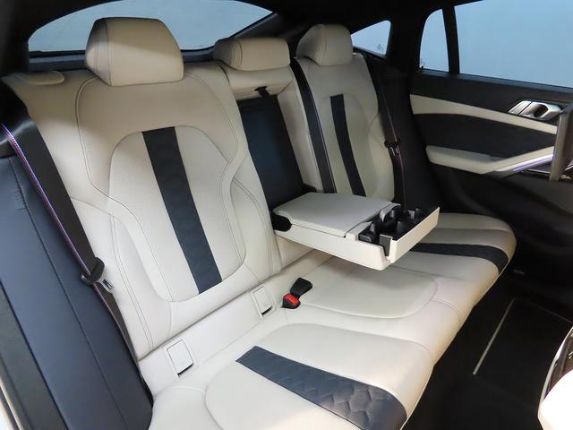 X6 M コンペティション 認定中古車(全国保証)Individual白革 パノラマSR21/22AW ジェスチャーCtrlリヤエンターテイメントシステム MカーボンRスポイラー DTV アルカンタラルーフライニング(18枚目)