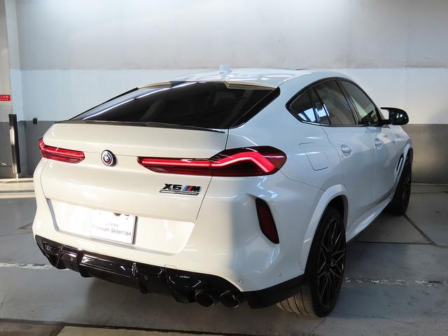 X6 M コンペティション 認定中古車(全国保証)Individual白革 パノラマSR21/22AW ジェスチャーCtrlリヤエンターテイメントシステム MカーボンRスポイラー DTV アルカンタラルーフライニング(20枚目)