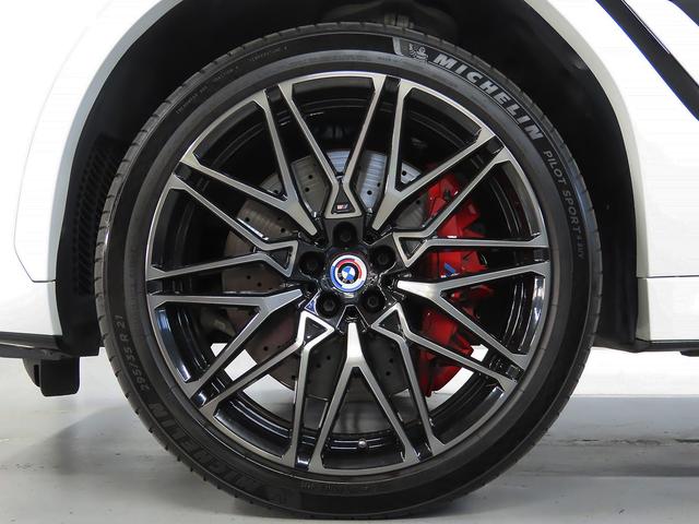 X6 M コンペティション 認定中古車(全国保証)Individual白革 パノラマSR21/22AW ジェスチャーCtrlリヤエンターテイメントシステム MカーボンRスポイラー DTV アルカンタラルーフライニング(26枚目)