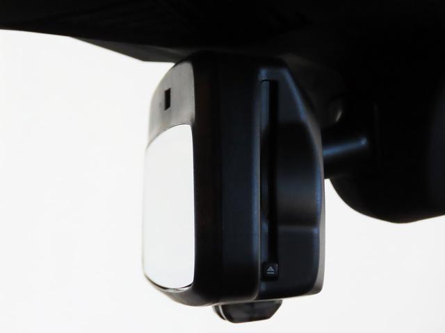 １シリーズ １２０ｄ　ハイラインパッケージ　認定中古車（全国保証）ハイラインＰｋｇ　テクノロジーＰｋｇ　１７ＡＷ　Ｃアクセス電動スポーツシート（Ｆヒーター）　ＡＣＣ　全周囲カメラ　ＰＤＣ　ＡｄｐＬＥＤヘッド　ワイヤレスチャージ（12枚目）