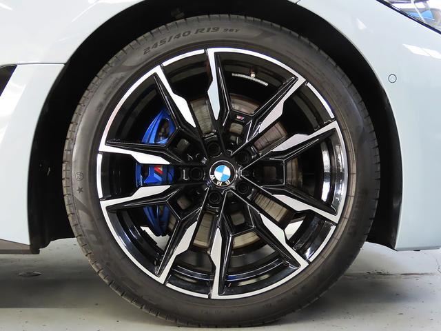 4シリーズ M440i xDriveグランクーペ 認定中古車(全国保証)赤革 カーブドDisp AdpMサス 19AW RFT スポーツATCアクセス レーザーライト Mリアスポイラー Dアシストプロ Pアシスト+ Mスポーツブレーキ アルミトリム(26枚目)