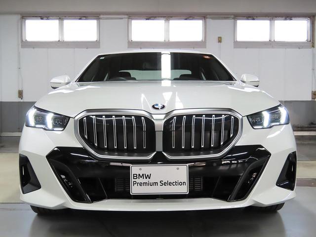 ５シリーズ ５２３ｄ　ｘＤｒｉｖｅ　Ｍスポーツ　認定中古車（全国保証）半革　コンフォートドライビングＰｋｇ　インテリアカメラＣアクセス　電動シート（ＦＲヒーター）　Ｄアシストプロ　ＡＣＣ　Ｐアシストプロ　全周囲カメラ　ＡｄｐＬＥＤヘッド　　２０ＡＷ（10枚目）