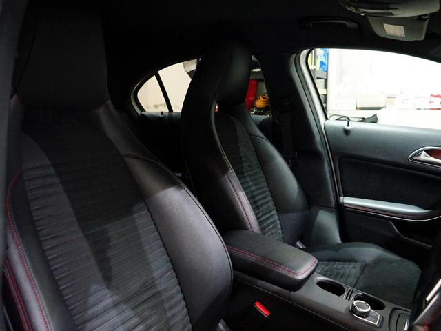 A180 スポーツ ナイトPKG 正規ディーラー車 1オーナー カルサイトホワイト 右ハンドル 純正ナビ&TV Bカメラ ETC メモリー付きPシート/D ディストロニック+ AMG18インチAW(5枚目)