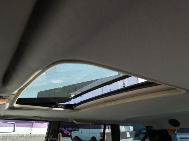 レンジローバー ベースグレード　最終モデル　バネサス　サンルーフ　記録簿　ＨＤＤナビ　地デジ　バックカメラ　ＥＴＣ　ドラレコ　ヘッドライト、テールガード　ドアバイザー　ＬＥＤヘッドライト　フロントパワーシート　グレーレザーシート（11枚目）