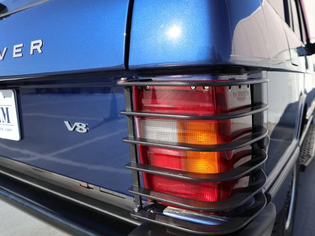 レンジローバー ベースグレード　最終モデル　バネサス　サンルーフ　記録簿　ＨＤＤナビ　地デジ　バックカメラ　ＥＴＣ　ドラレコ　ヘッドライト、テールガード　ドアバイザー　ＬＥＤヘッドライト　フロントパワーシート　グレーレザーシート（19枚目）