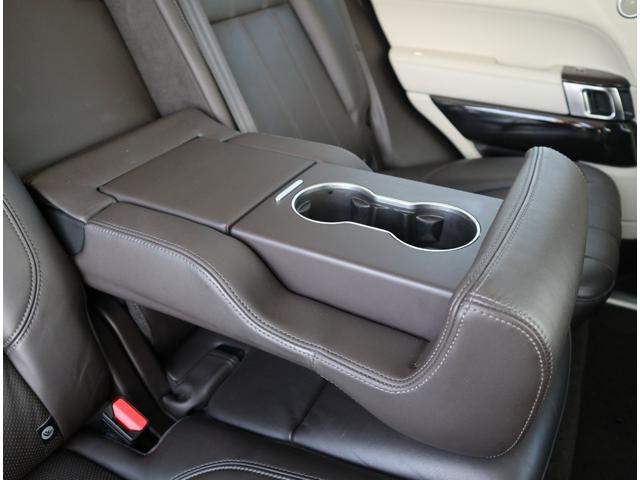 レンジローバー ３．０　Ｖ６　スーパーチャージド　ヴォーグ　３．０　Ｖ６　スーパーチャージド　ヴォーグ　アダプティブクルーズ　ブラインドスポット　衝突被害軽減ブレーキ　２０インチＡＷ　茶革　Ｍｅｒｉｄｉａｎサウンド　システム　全席シートヒーターフロントクーラー（33枚目）