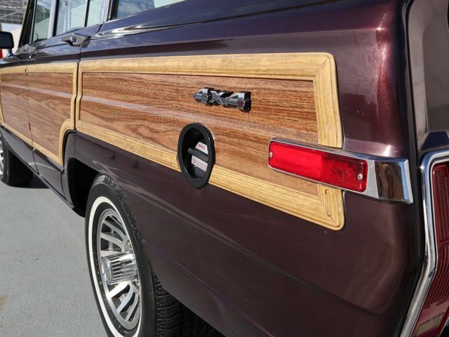 ジープ・グランドワゴニア 1991y 最終モデル 5.9L V8 ビルシュタインショック 純正15インチAW ホーリー製キャブ ヒッチメンバー ルーフレール 記録簿 フォグ エアコン Bluetoothオーディオ ETC(29枚目)