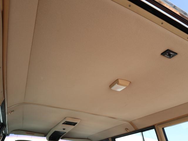 ジープ・グランドワゴニア 1991y 最終モデル 5.9L V8 ビルシュタインショック 純正15インチAW ホーリー製キャブ ヒッチメンバー ルーフレール 記録簿 フォグ エアコン Bluetoothオーディオ ETC(54枚目)