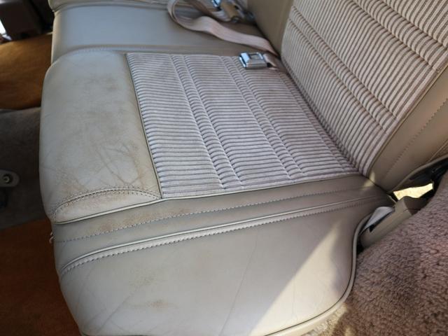 ジープ・グランドワゴニア 1991y 最終モデル 5.9L V8 ビルシュタインショック 純正15インチAW ホーリー製キャブ ヒッチメンバー ルーフレール 記録簿 フォグ エアコン Bluetoothオーディオ ETC(70枚目)