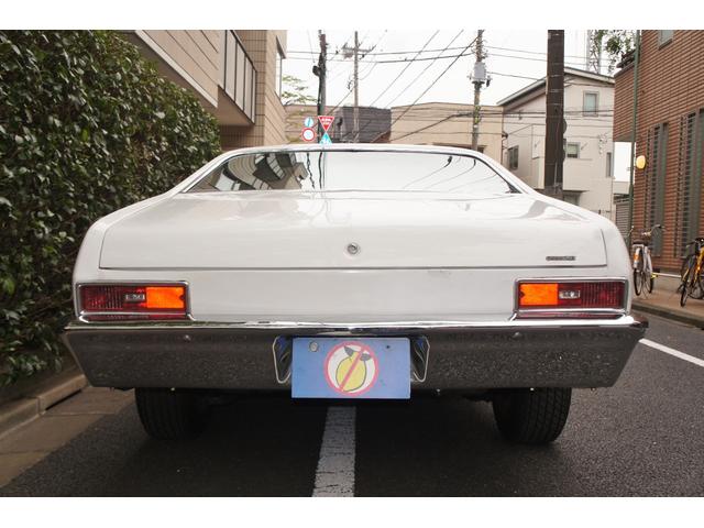 シボレーノーバ ベースグレード　１９７０ＭＹ　０６年登録国内１オーナー　ブラック内装レストア　　　　ＡＴＯ／Ｈ・ディーラー系工場の記録１３枚　３５０エンジン　ホーリーキャブ・クローム加工　Ａレーシング１５ＡＷ　外マフラー（3枚目）