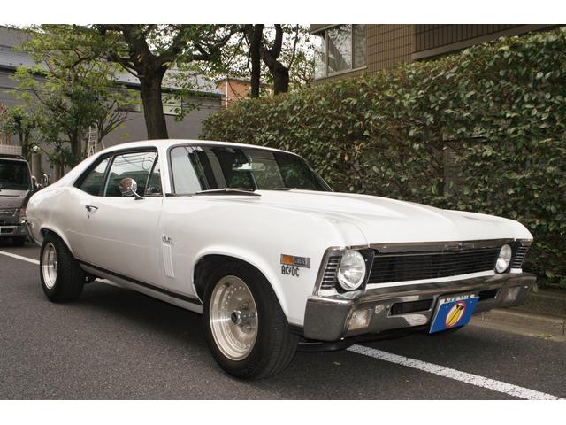 シボレーノーバ ベースグレード　１９７０ＭＹ　０６年登録国内１オーナー　ブラック内装レストア　　　　ＡＴＯ／Ｈ・ディーラー系工場の記録１３枚　３５０エンジン　ホーリーキャブ・クローム加工　Ａレーシング１５ＡＷ　外マフラー（6枚目）