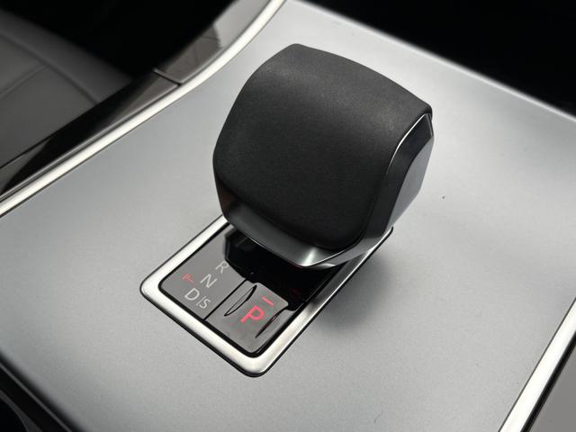 レンジローバーイヴォーク S D200 ディーゼルターボ 4WD 1オーナー 禁煙車 ブラックエクステリアパック コールドクライメートパック(13枚目)