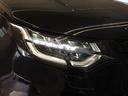 フロントフェイスを際立たせるシグネチャーデイタイムランニングライト(DRL)を備えたLEDヘッドライト。