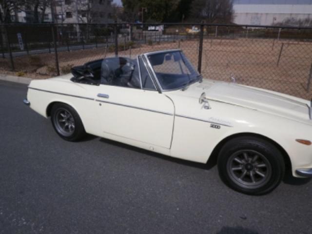 ダットサン フェアレディ SR311 外装オールペイント(17枚目)