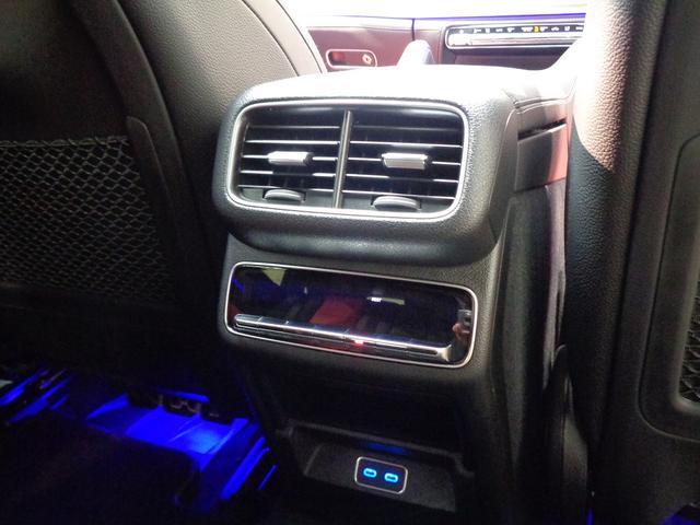 GLE GLE450 d 4マチック クーペ スポーツ Bluetooth接続 ETC LEDヘッドライト TV アイドリングストップ クルーズコントロール コネクテッド機能 サイドカメラ サンルーフ・ガラスルーフ シートエアコン シートヒーター(34枚目)