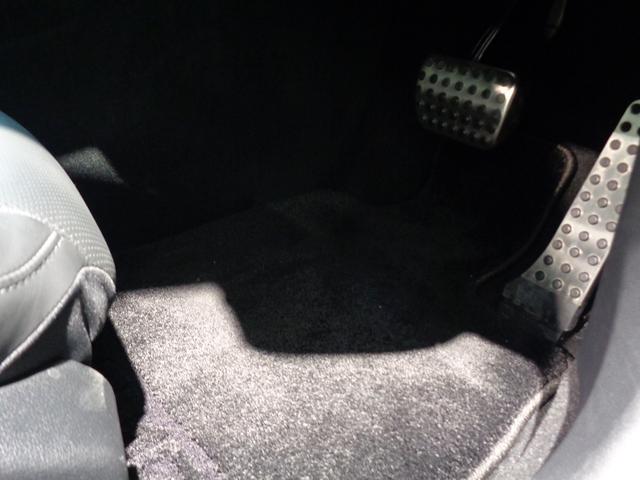 GT 4ドアクーペ 43 4マチック+ AMGライドコントロールプラスパッケージ Bluetooth接続 DVD再生 ETC LEDヘッドライト TV アイドリングストップ クルーズコントロール コネクテッド機能 サイドカメラ(22枚目)