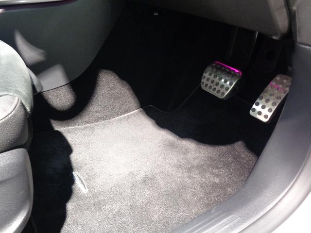 ＧＬＢ メルセデス－ＡＭＧ　ＧＬＢ３５　４ＭＡＴＩＣ　ナビゲーション　パッケージ（21枚目）