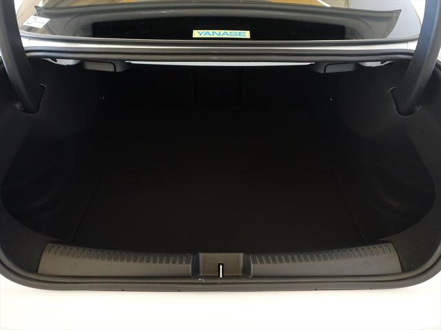 ＣＬＡクラス ＣＬＡ３５　４ＭＡＴＩＣ　ＡＭＧパフォーマンスパッケージ　ＡＭＧアドバンスドパッケージ　Ｂｌｕｅｔｏｏｔｈ接続　ＥＴＣ　ＬＥＤヘッドライト　アイドリングストップ　クルーズコントロール　コネクテッド機能　サイドカメラ（25枚目）