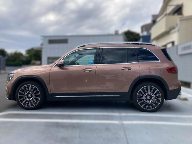 GLB GLB200 d 4MATIC AMGラインパッケージ 3列シート Bluetooth接続 ETC LEDヘッドライト TV アイドリングストップ クルーズコントロール コネクテッド機能 サイドカメラ シートヒーター ナビ(3枚目)