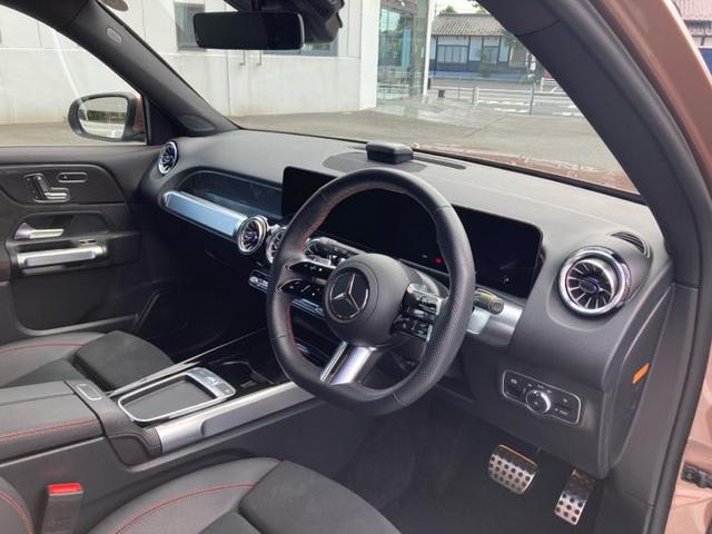 GLB GLB200 d 4MATIC AMGラインパッケージ 3列シート Bluetooth接続 ETC LEDヘッドライト TV アイドリングストップ クルーズコントロール コネクテッド機能 サイドカメラ シートヒーター ナビ(15枚目)