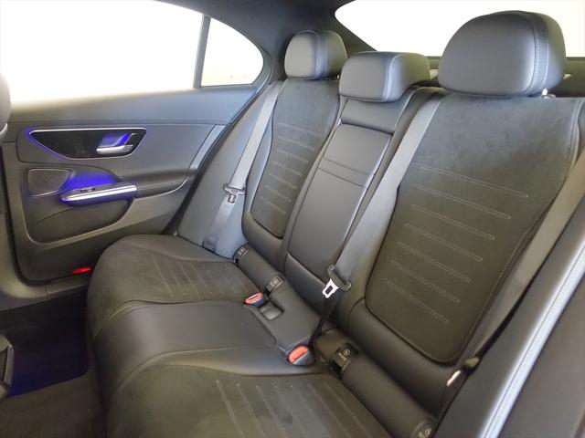 Ｃクラス Ｃ２２０　ｄ　アバンギャルド　ＡＭＧラインパッケージ　ベーシックパッケージ　Ｂｌｕｅｔｏｏｔｈ接続　ＥＴＣ　ＬＥＤヘッドライト　ＴＶ　アイドリングストップ　クルーズコントロール　コネクテッド機能　サイドカメラ　シートヒーター（22枚目）