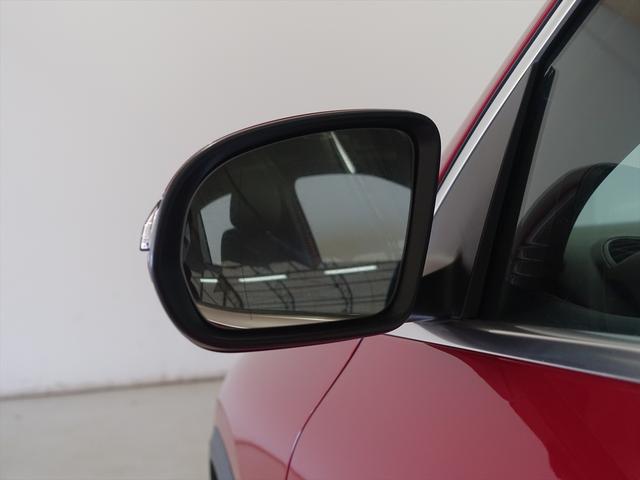 ＧＬＡクラス ＧＬＡ２００　ｄ　４ＭＡＴＩＣ　ＡＭＧラインパッケージ　Ｂｌｕｅｔｏｏｔｈ接続　ＥＴＣ　ＬＥＤヘッドライト　ＴＶ　アイドリングストップ　クルーズコントロール　コネクテッド機能　サイドカメラ　サンルーフ・ガラスルーフ　シートヒーター　トランクスルー　ナビ（6枚目）