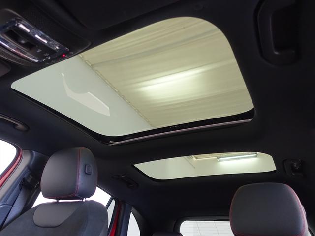 ＧＬＡクラス ＧＬＡ２００　ｄ　４ＭＡＴＩＣ　ＡＭＧラインパッケージ　Ｂｌｕｅｔｏｏｔｈ接続　ＥＴＣ　ＬＥＤヘッドライト　ＴＶ　アイドリングストップ　クルーズコントロール　コネクテッド機能　サイドカメラ　サンルーフ・ガラスルーフ　シートヒーター　トランクスルー　ナビ（22枚目）